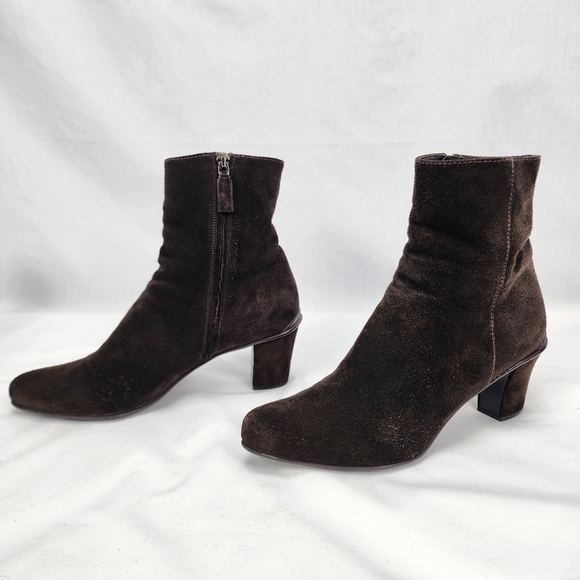 Prada Milano Women's Dark Chocolate Suede Side Zip Ankle Boots 37.5 US 7.5 - Picture 4 of 12